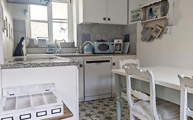 Kleine Villa - ganzes Stadthäuschen für Gruppen Familien oder nur zu Zweit